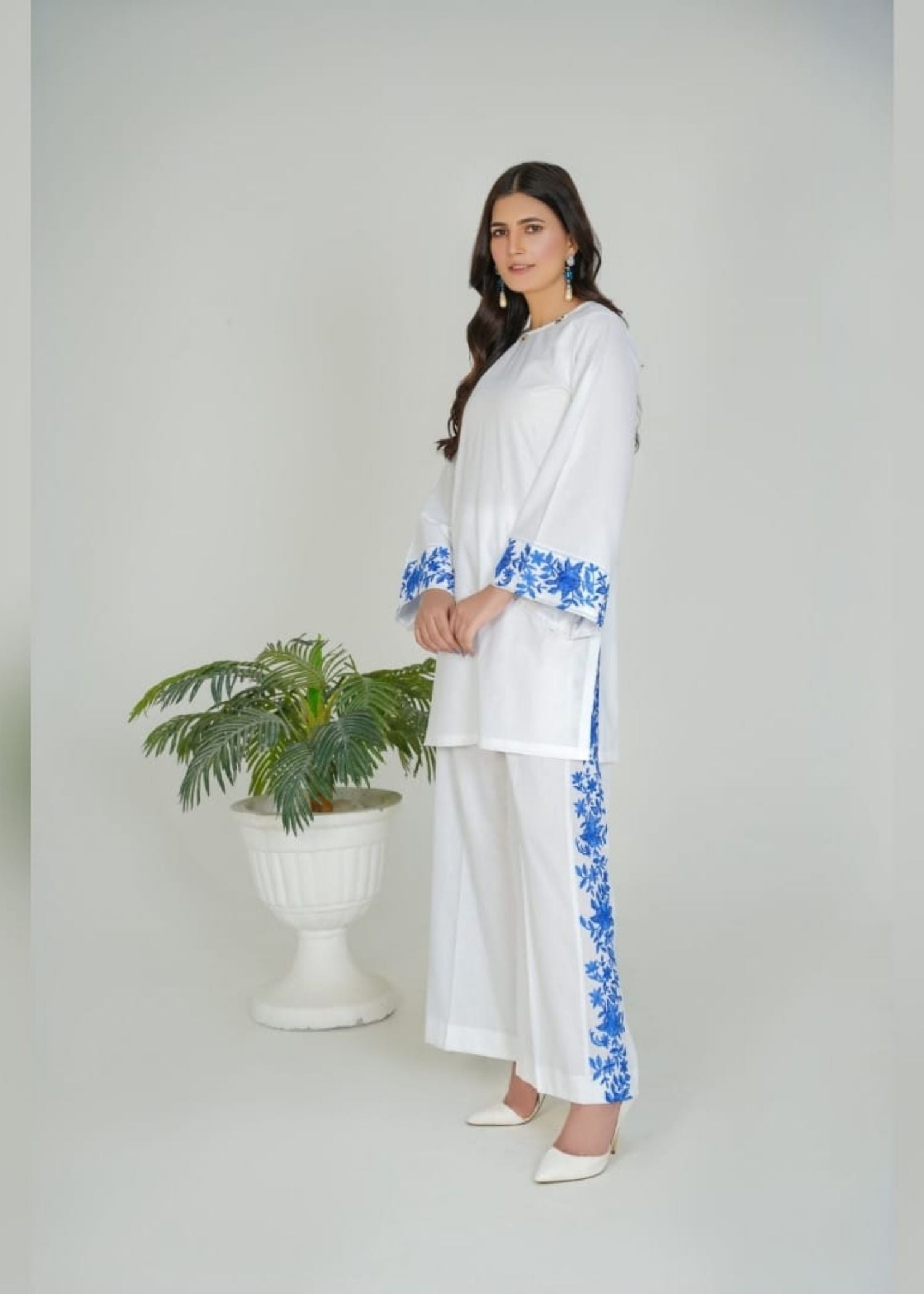 Coral | Lawn Edit '24